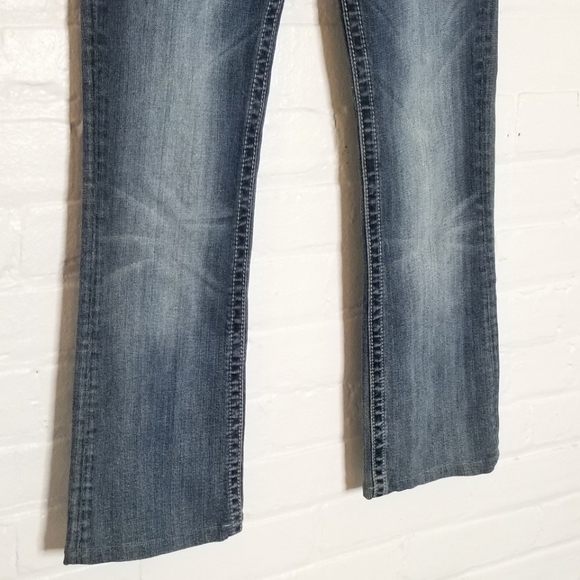 Miss Me Boot Jeans - Picture 3 of 7